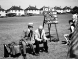 28.-1965-Bryn-DaviesHorace-Griffiths-Scruff